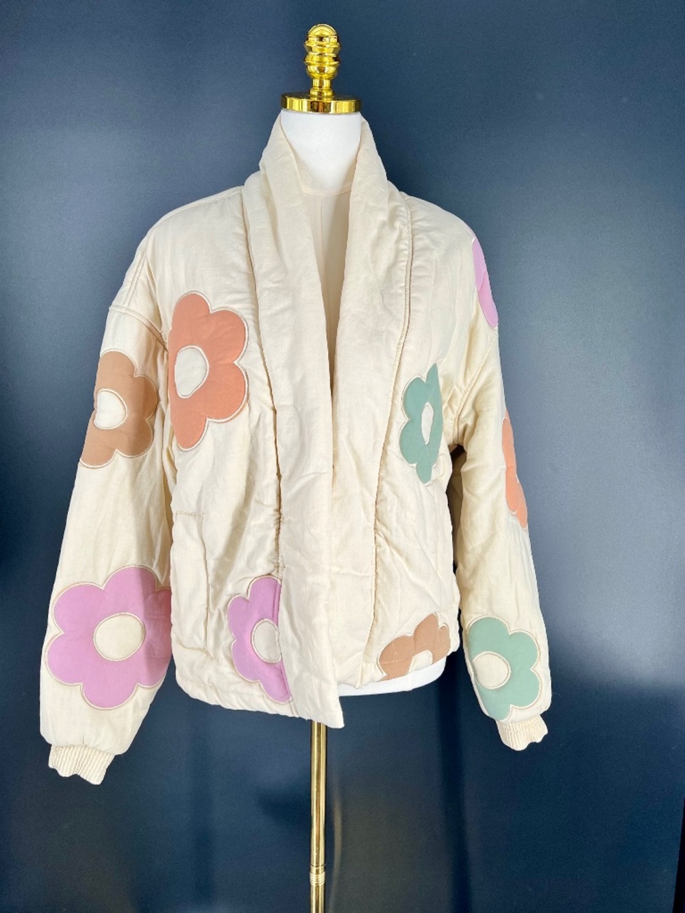 Blank NYC Flower Bath Jacket, NWT.